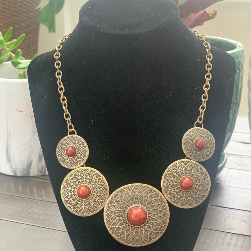 Necklace - Picture 2 of 3
